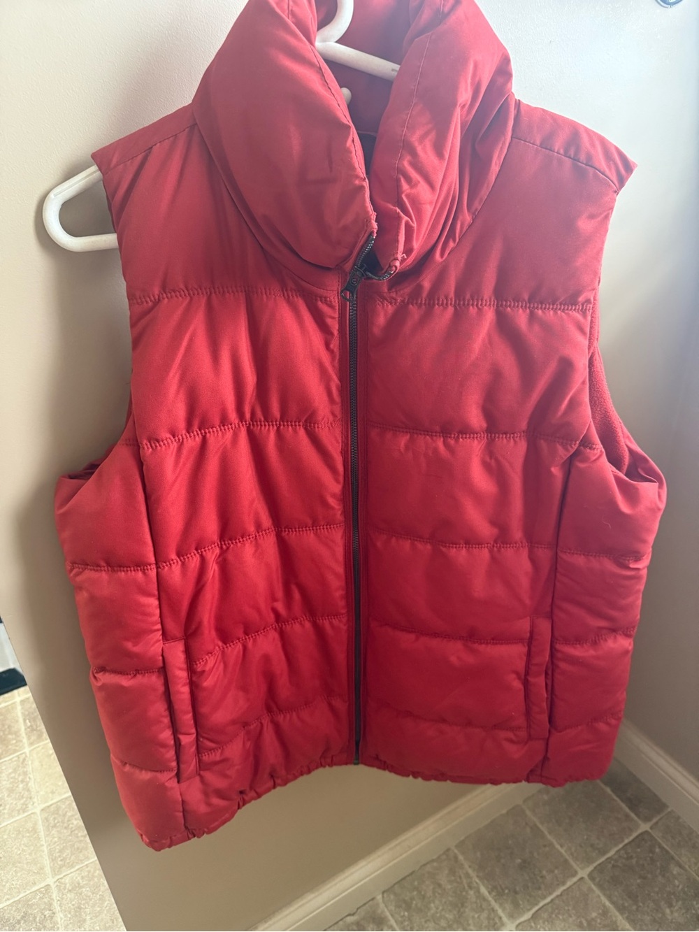 Old Navy Red Puffer Vest for Kids